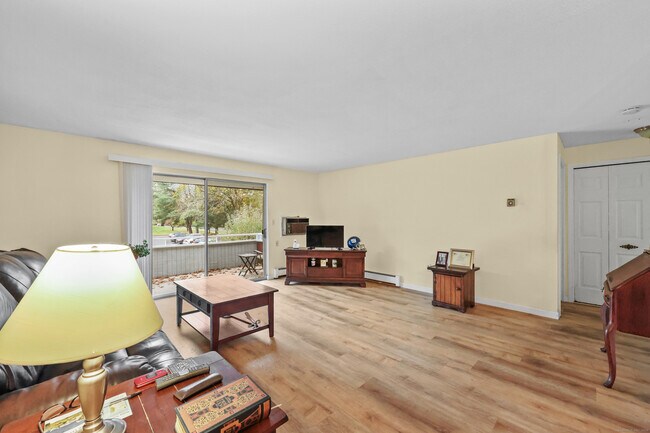 Foto del edificio - 60 Rambling Brook Ln