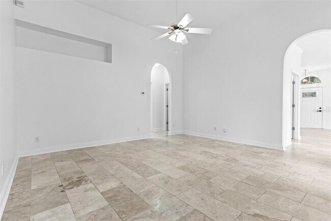 Building Photo - 18120 Palm Breeze Dr