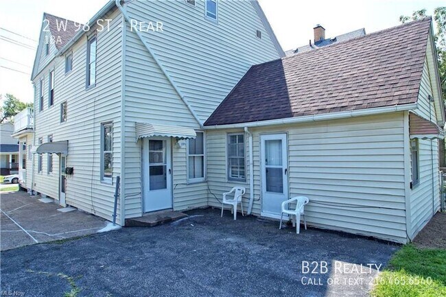 Foto del edificio - Cute and Cozy 1BD in Cleveland