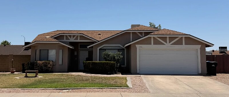 Foto principal - 6521 E Ivy St