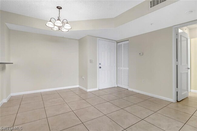 Building Photo - 1210 Wildwood Lakes Blvd