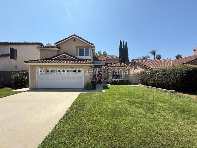 Foto del edificio - 13106 Knotty Pine St