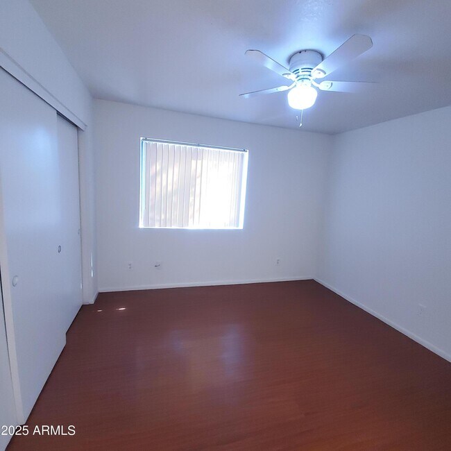 Building Photo - 8511 W College Dr