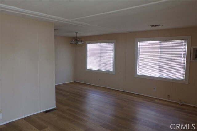 Foto del edificio - 12710 3rd St