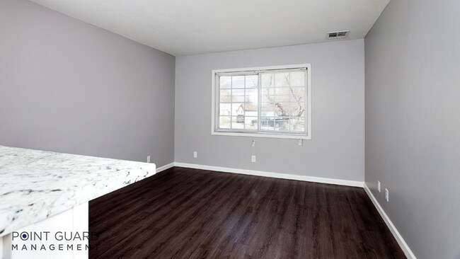 Foto del edificio - 2110 E 16th St N