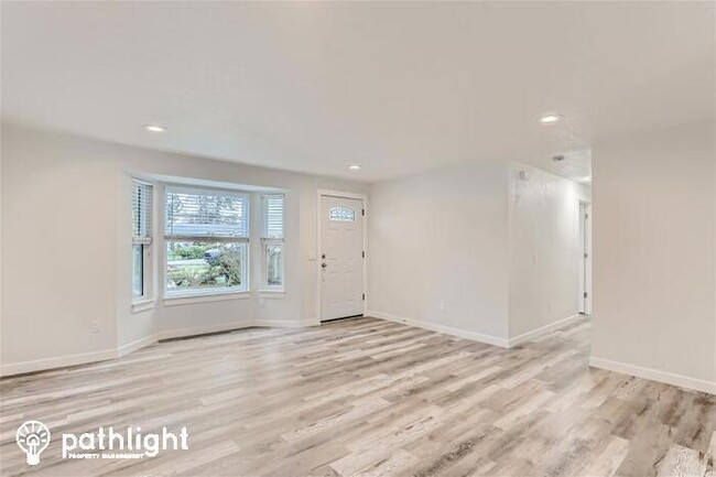 Foto del edificio - 8813 9Th Place W, Everett, WA, 98204