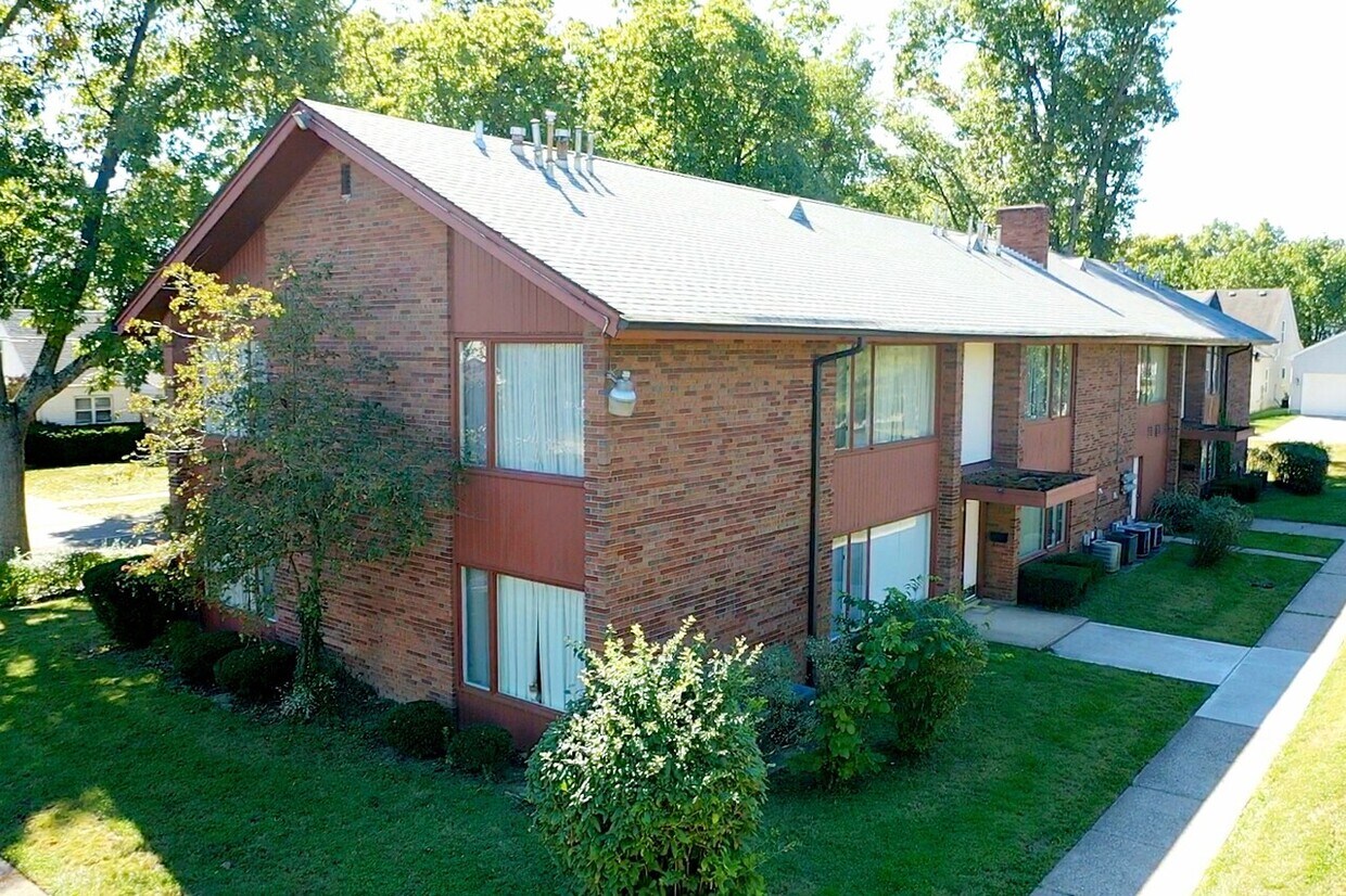 Building Photo - Drummond