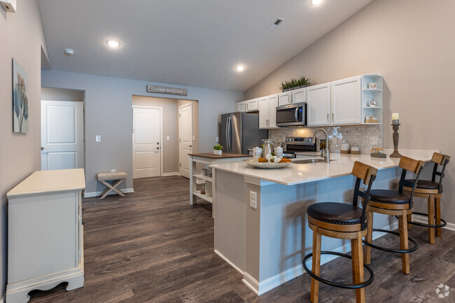 2BR, 2BA - 1365SF - Kitchen and Dining - Chestnut Hills