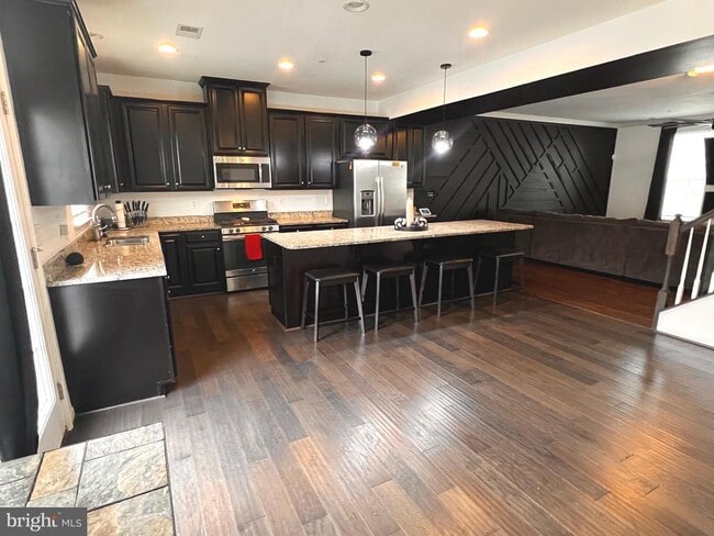 Foto del edificio - 154 Sachem St