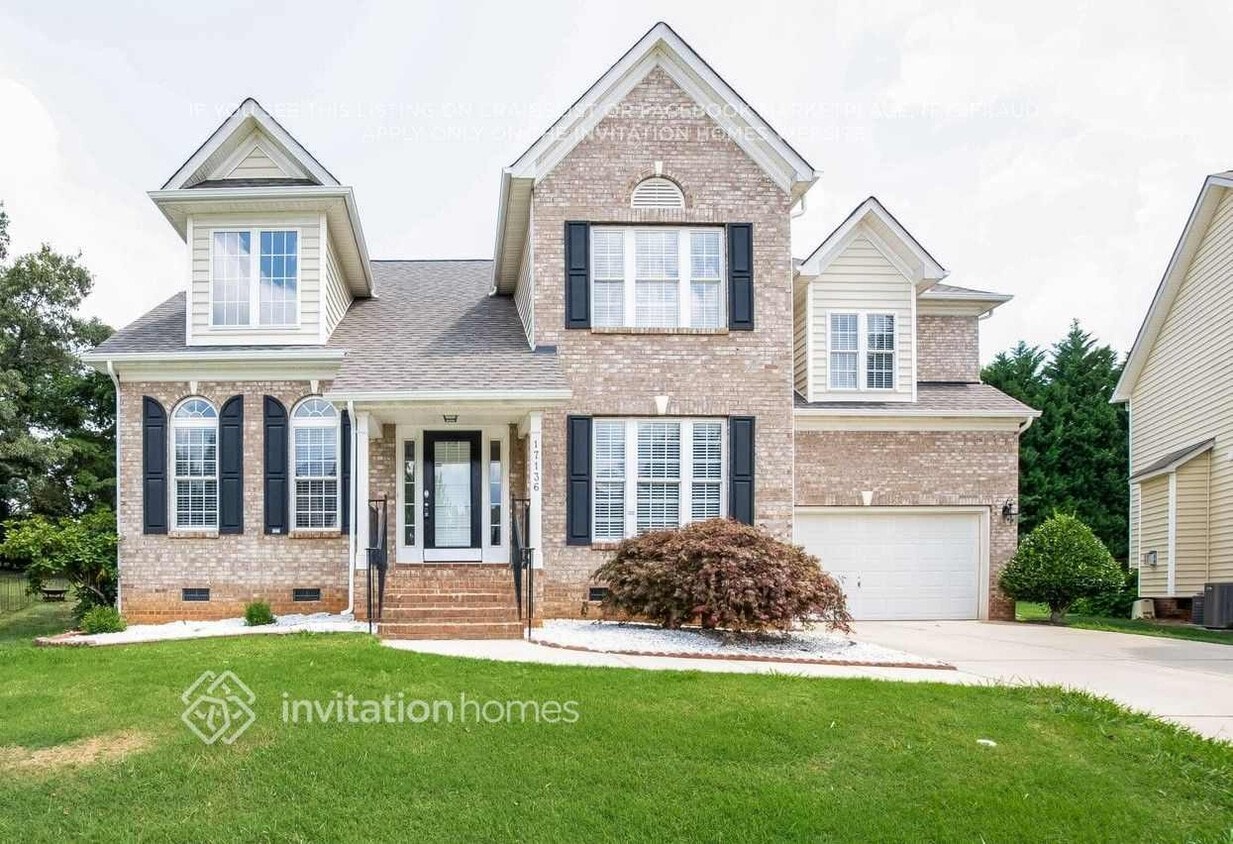 Primary Photo - 17136 Knoxwood Dr