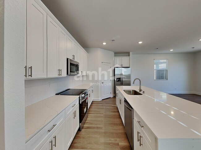 Building Photo - 9224 River Owl Ct