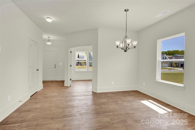 Building Photo - 207 Aspire Cir