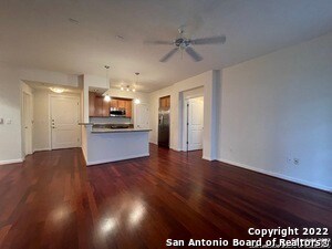 Foto del edificio - 7342 Oak Manor Dr