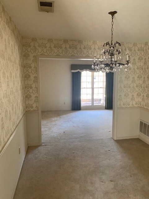 Building Photo - 6615 Lorna Dr