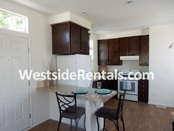 Foto principal - 8250 Lankershim Blvd