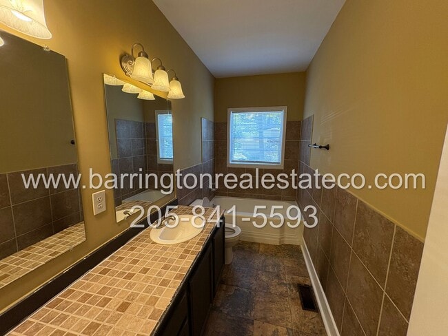 Building Photo - 448 Exeter Dr
