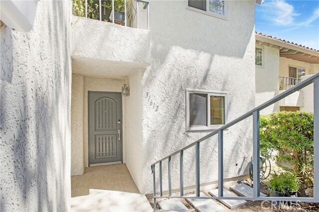 Building Photo - 31612 W Nine Dr