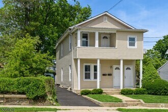 Building Photo - 97 Allen St