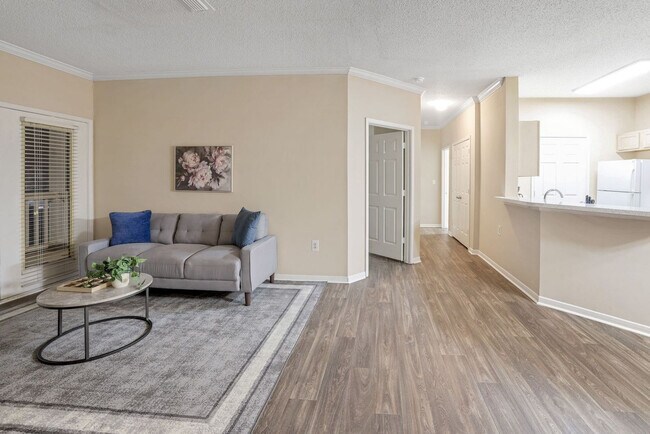Foto del edificio - 1701 Wildwood Crossings Dr