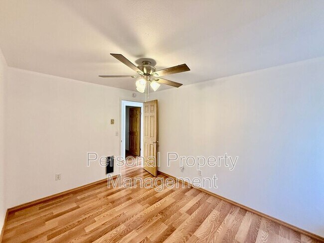 Foto del edificio - 4102 NE 131st Ave