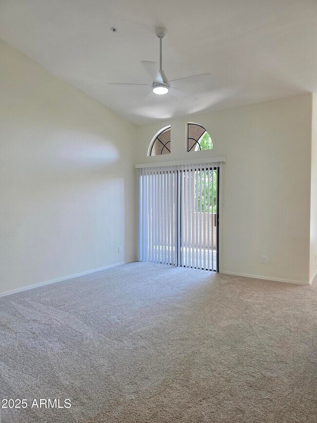 Foto del edificio - 9600 N 96th St