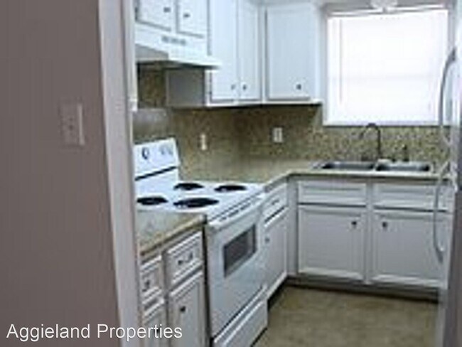 Building Photo - 3 br, 1.5 bath House - 3408 Judythe Ct