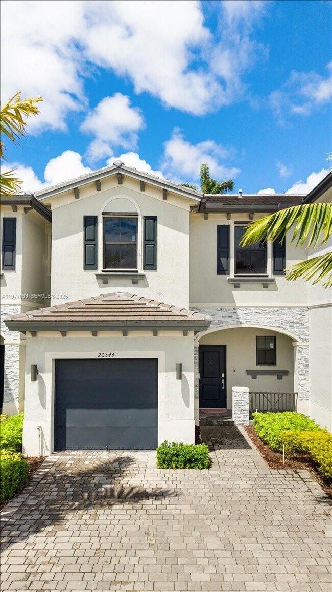 Foto del edificio - 20344 NW 6th Pl