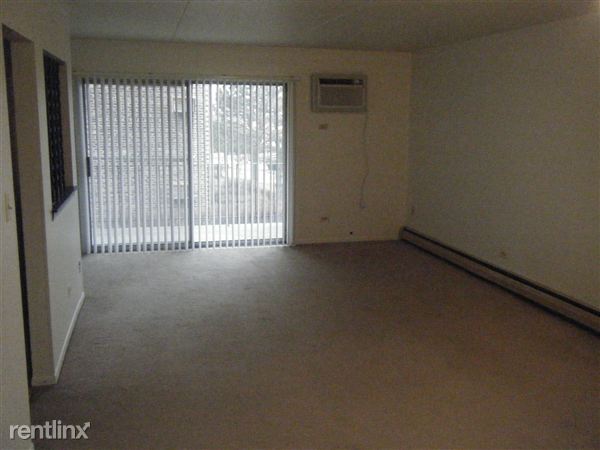 Building Photo - 8127 Waterbury Ct