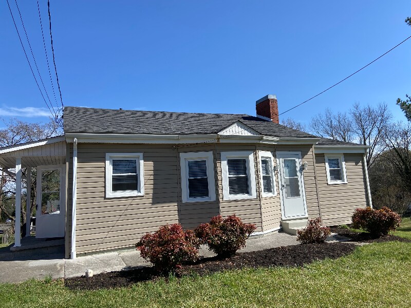 1701 Tremont Ave, Bristol, TN 37620 House Rental in Bristol, TN