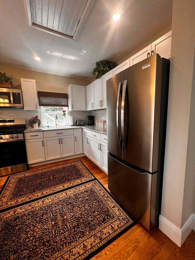 Foto principal - 628 Washington St
