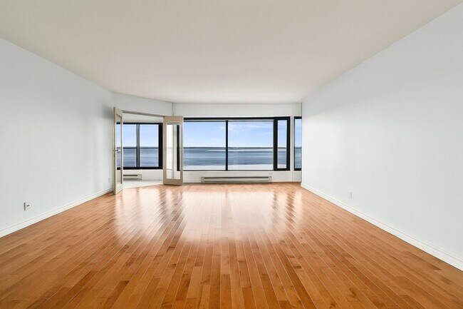 Building Photo - 100 Rue Berlioz