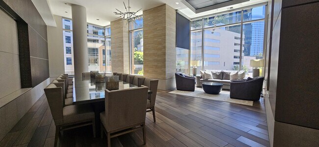 Foto del edificio - 10610 NE 9th Pl