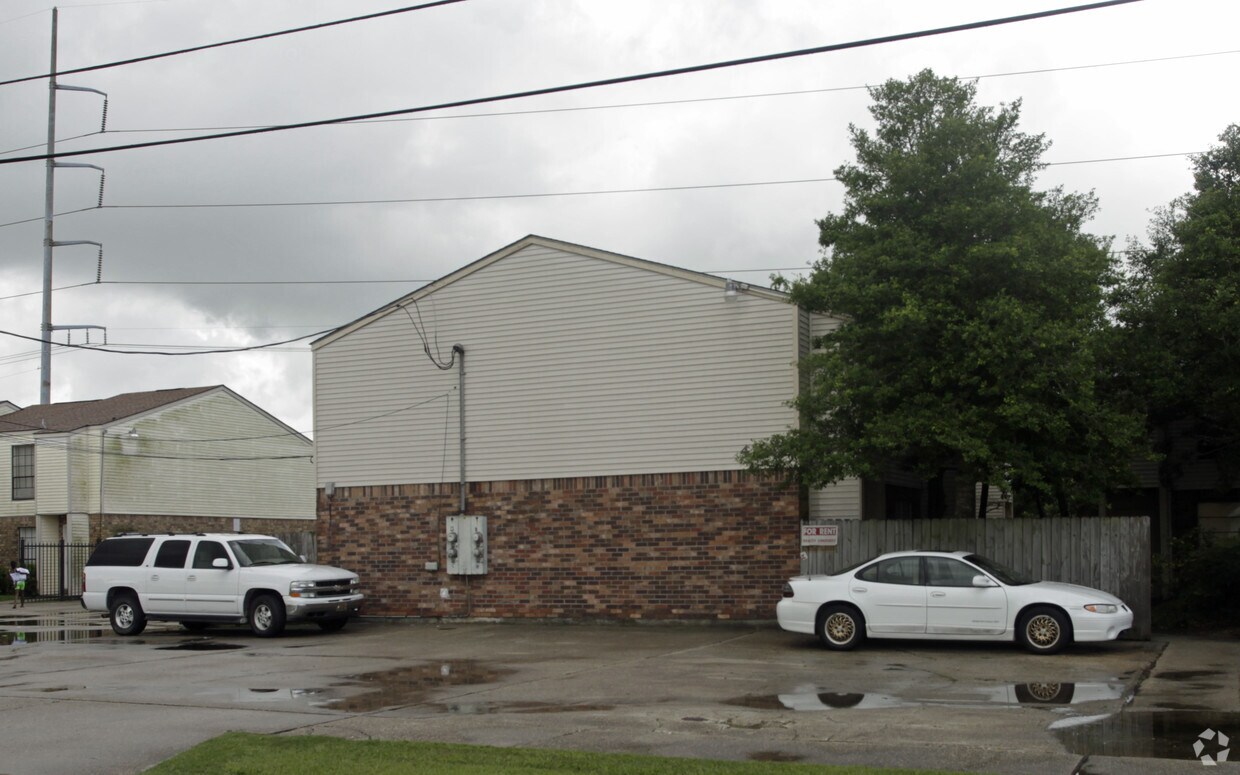 Primary Photo - 4121 Alabama Ave