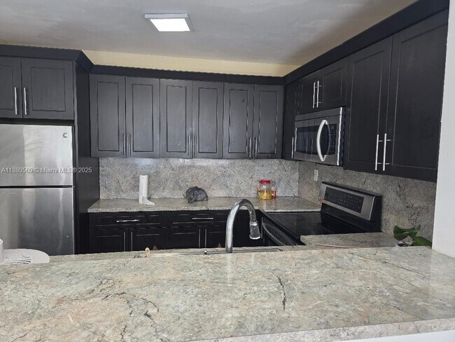 Foto del edificio - 5775 W 20th Ave