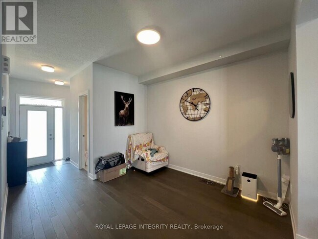 Building Photo - 55 Kindred Row