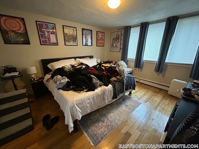 Foto del edificio - 249 Bennington St