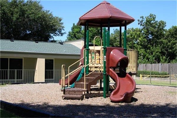 Building Photo - 2008 Sam Houston Dr