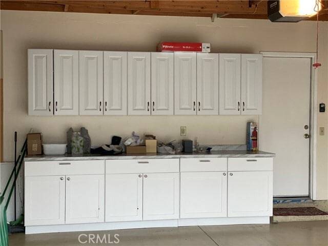 Foto del edificio - 24 Woodpine Dr