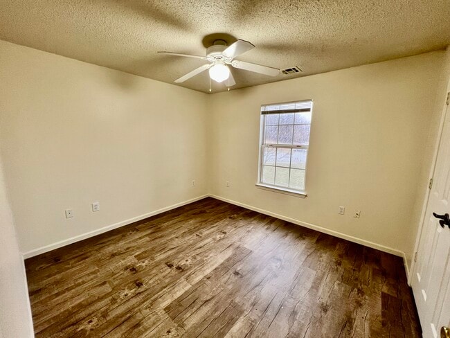 Building Photo - Northpark Apartments