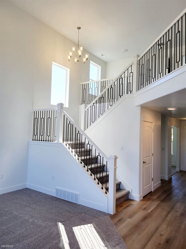 Foto del edificio - 3 br, 2.5 bath House - 16167 South Railcar...