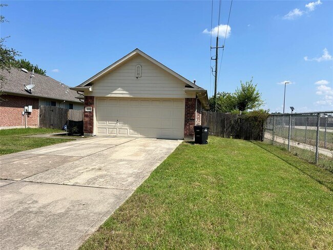 Foto del edificio - 9127 Farm Ridge Ln