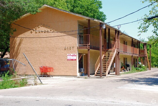 Foto del edificio - Stonehurst Apartments