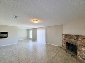 Building Photo - 8530 Quail Burg Ln