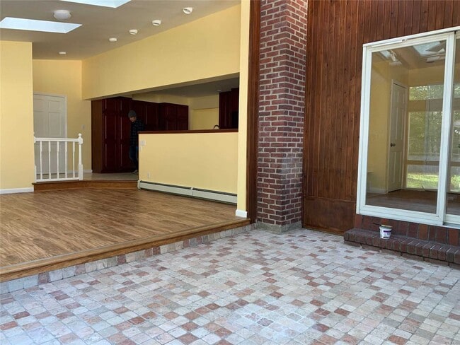 Building Photo - 462 Kime Ave