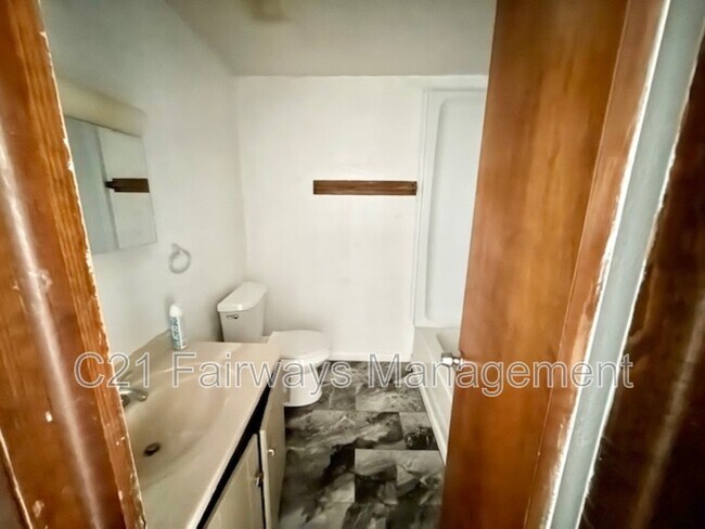 Foto del edificio - 335 Dersam St