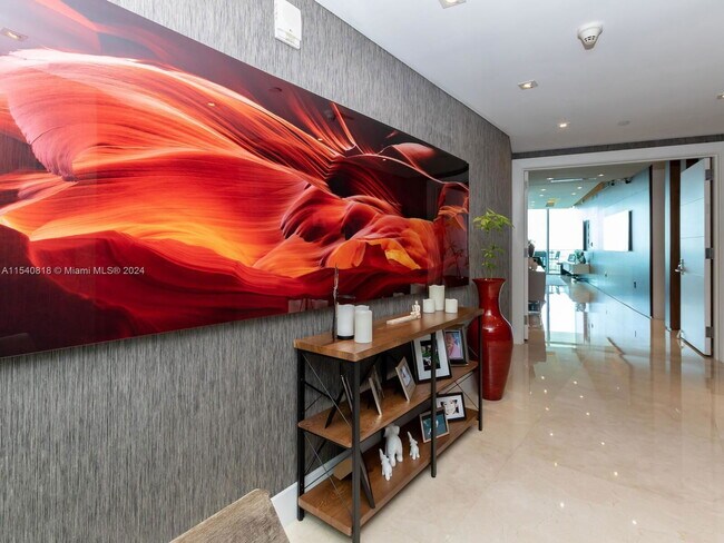 Foto del edificio - 900 Biscayne Blvd