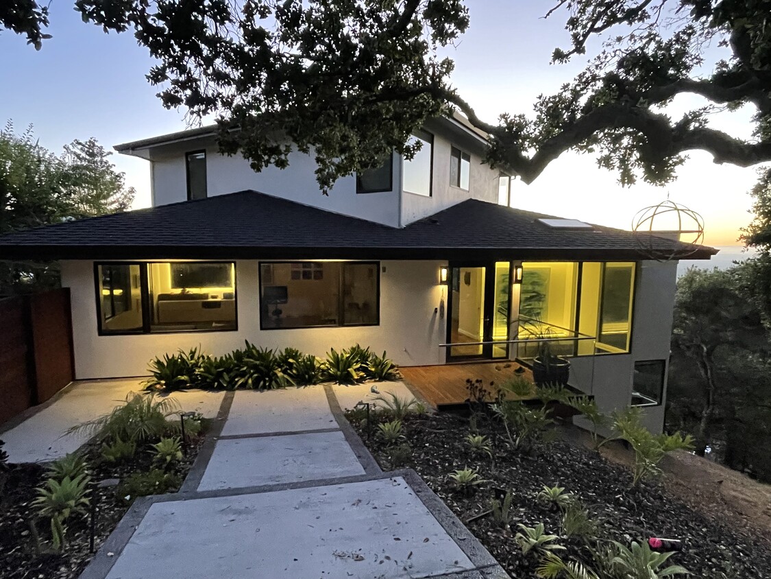 Primary Photo - 16209 Maya Way