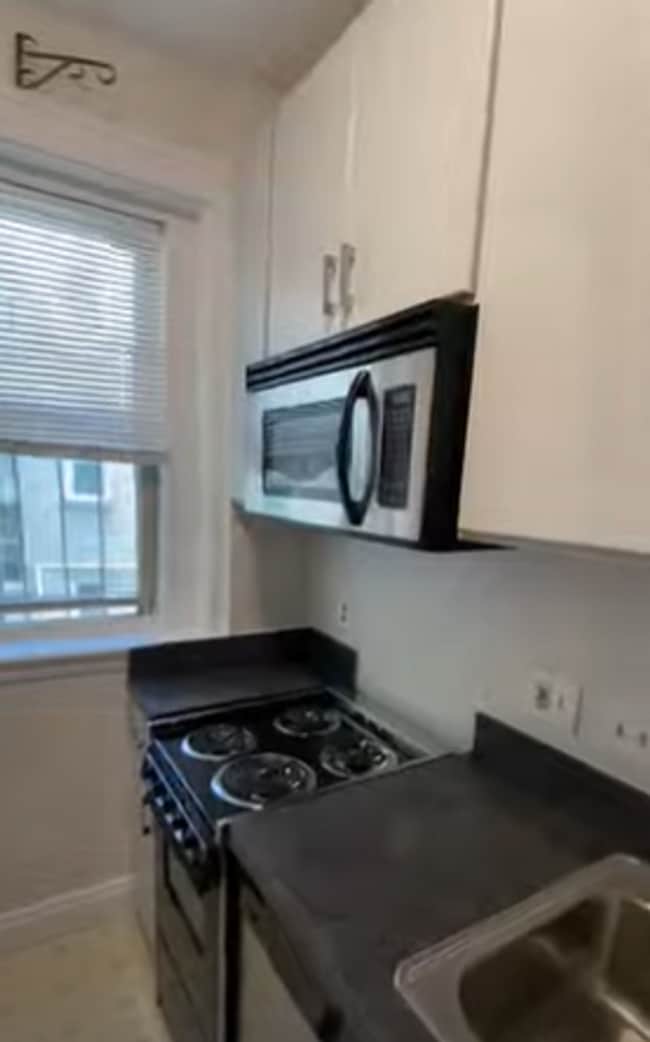 Photo - Beautiful Studio Condo in Vibrant Brighton!