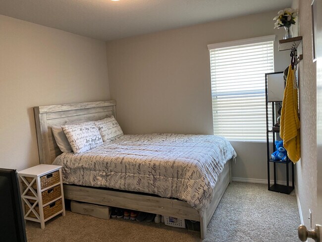 Dormitorio de invitados - 8517 Terlingua Cove