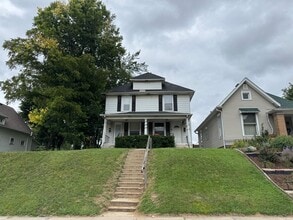 Building Photo - 2346 Coyner Ave